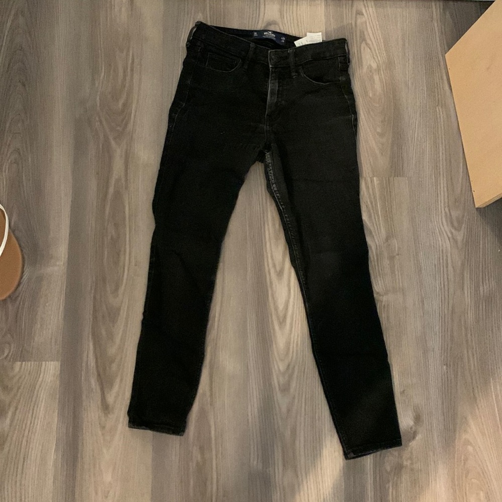 hollister jeans